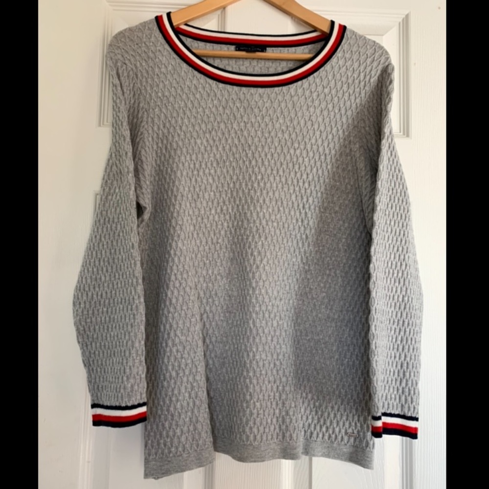 🆕 Tommy Hilfiger Women’s Sweater